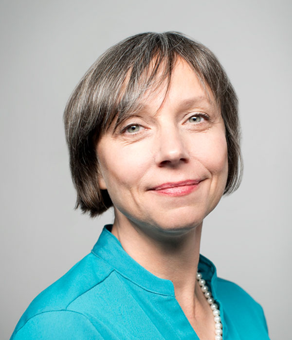 Picture of ISA Member Elizabeth Edwards